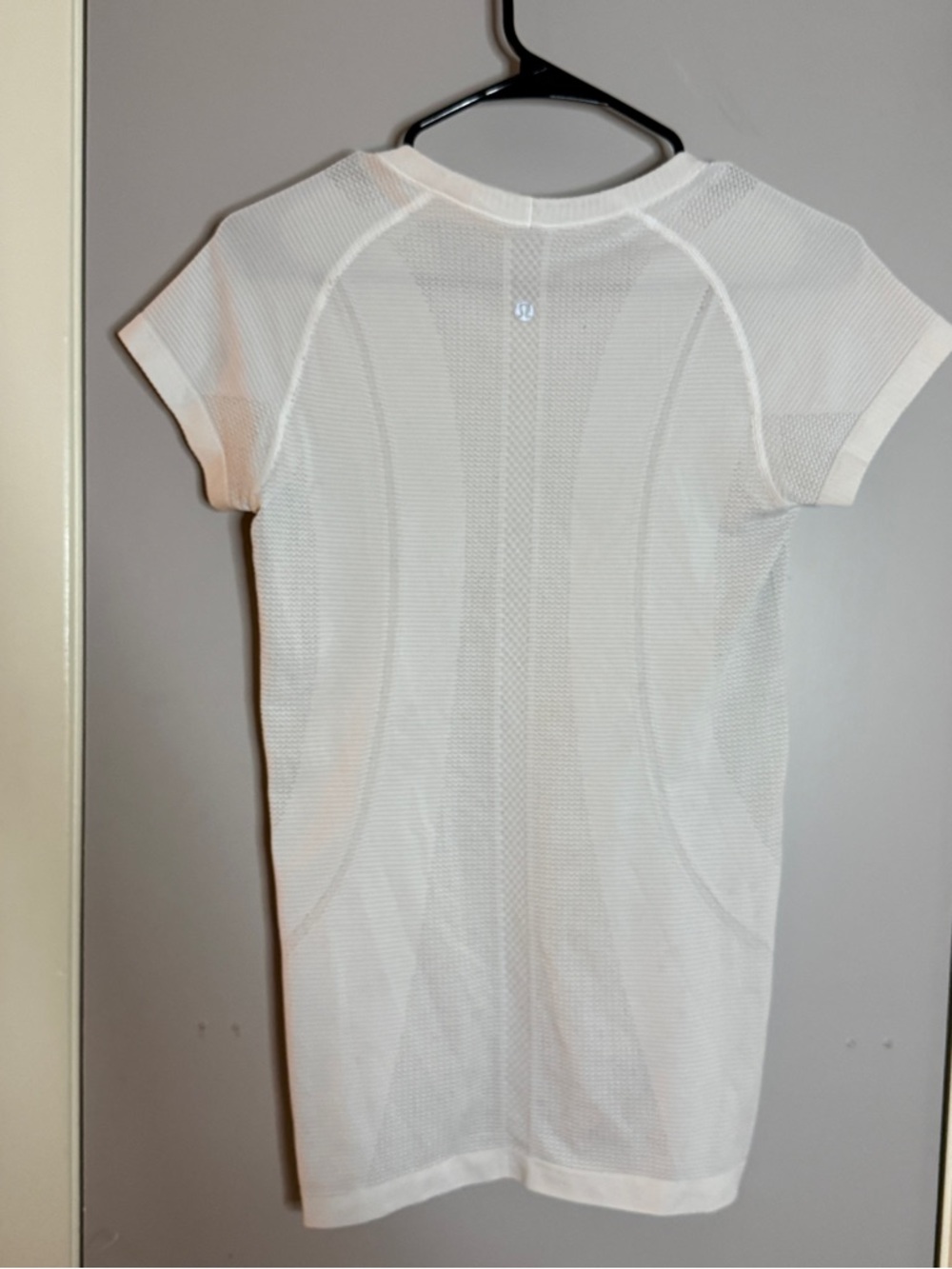 lululemon athletica White Short-Sleeve Athletic Top - Picture 2 of 2